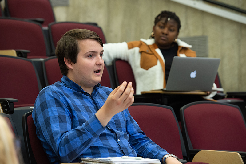 SIU students in a sociology class seminar